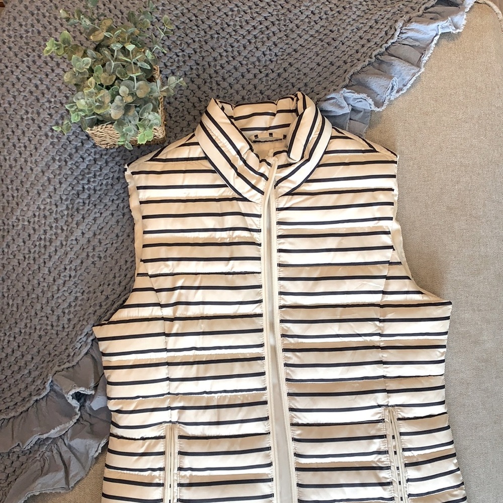 Ann Taylor Puffer Vest
